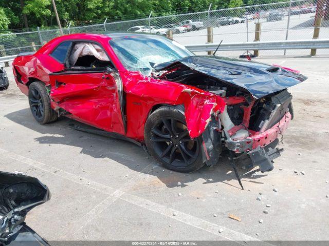  Salvage Dodge Challenger