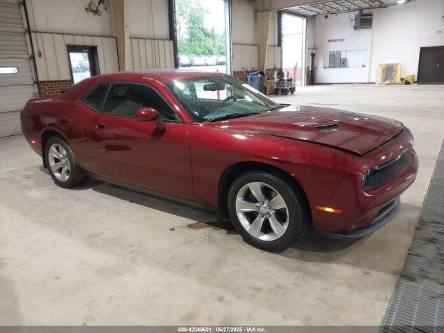  Salvage Dodge Challenger