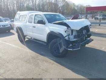  Salvage Toyota Tacoma