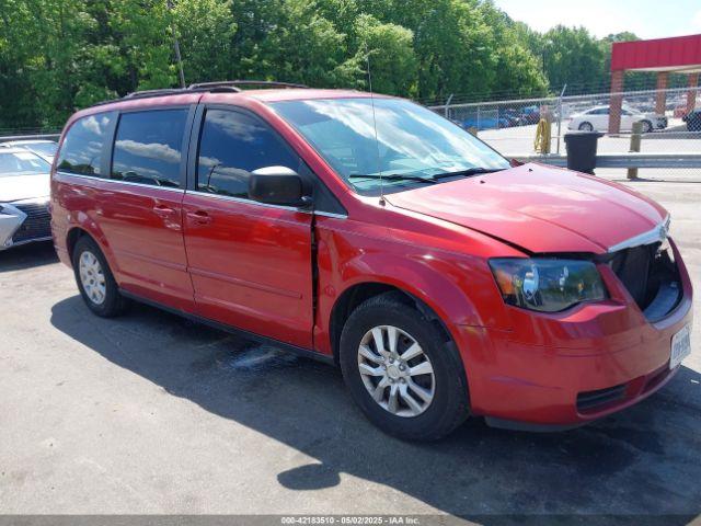  Salvage Chrysler Town & Country