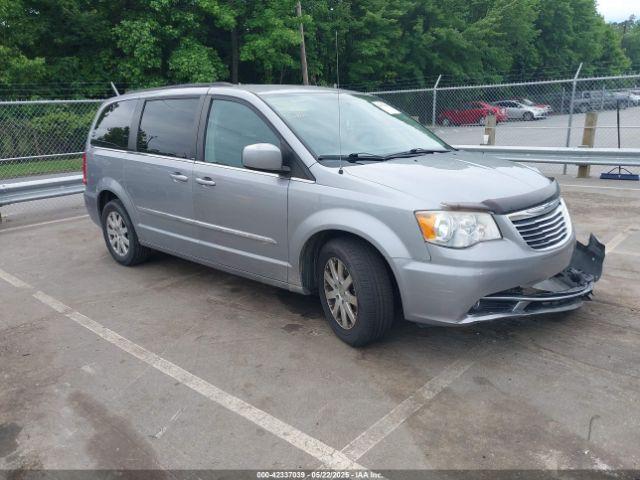  Salvage Chrysler Town & Country
