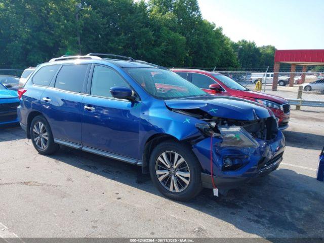  Salvage Nissan Pathfinder