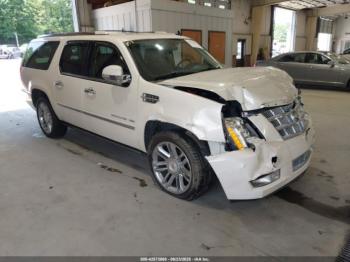  Salvage Cadillac Escalade