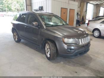  Salvage Jeep Compass