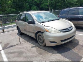  Salvage Toyota Sienna