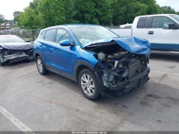  Salvage Hyundai TUCSON