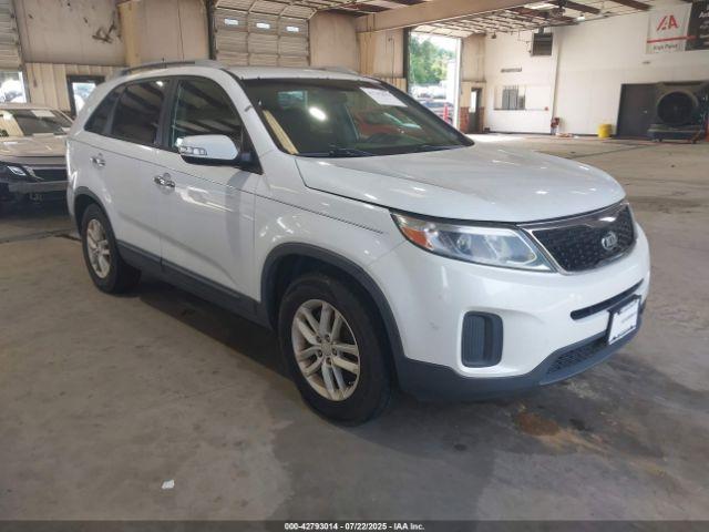  Salvage Kia Sorento
