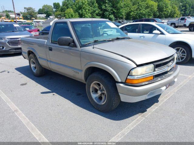  Salvage Chevrolet S-10