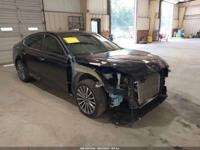  Salvage Kia Cadenza