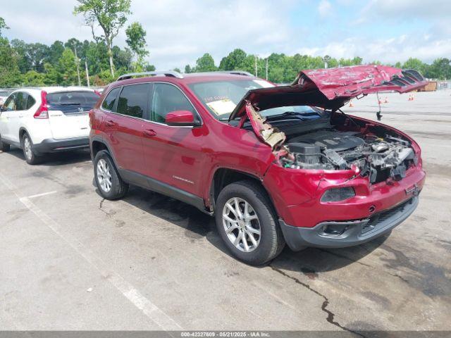 Salvage Jeep Cherokee