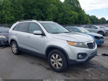  Salvage Kia Sorento