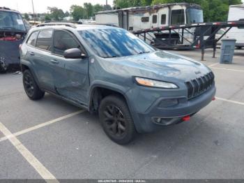 Salvage Jeep Cherokee