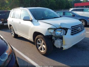  Salvage Toyota Highlander