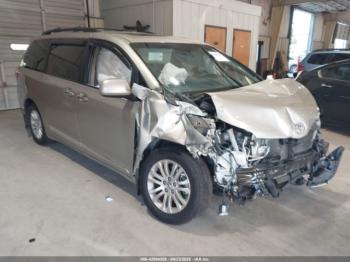  Salvage Toyota Sienna