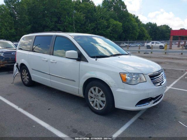  Salvage Chrysler Town & Country