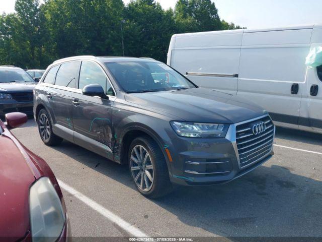 Salvage Audi Q7