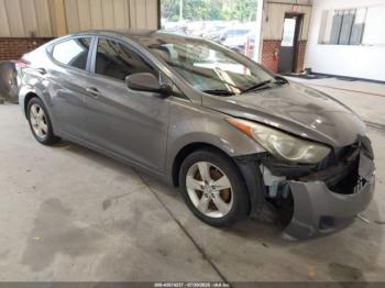  Salvage Hyundai ELANTRA