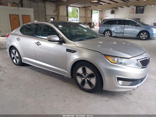  Salvage Kia Optima