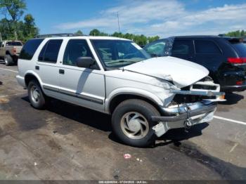  Salvage Chevrolet Blazer