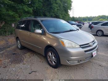 Salvage Toyota Sienna