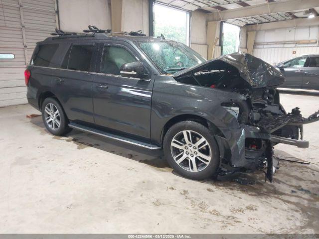  Salvage Ford Expedition
