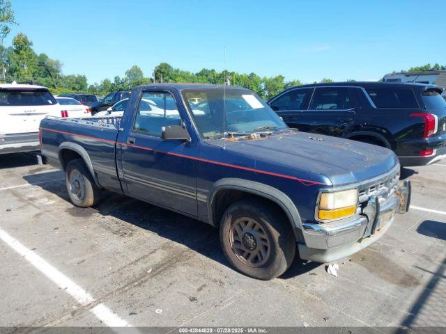  Salvage Dodge Dakota