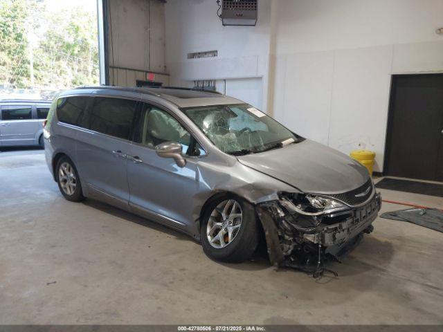  Salvage Chrysler Pacifica