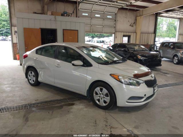 Salvage Kia Forte