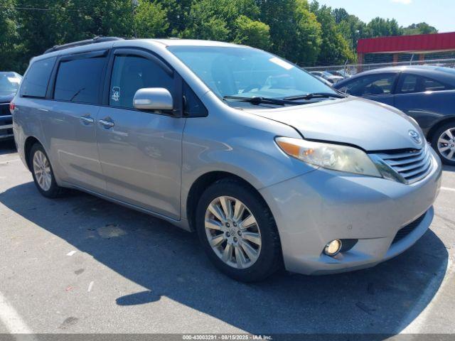  Salvage Toyota Sienna
