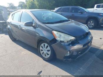  Salvage Toyota Prius c