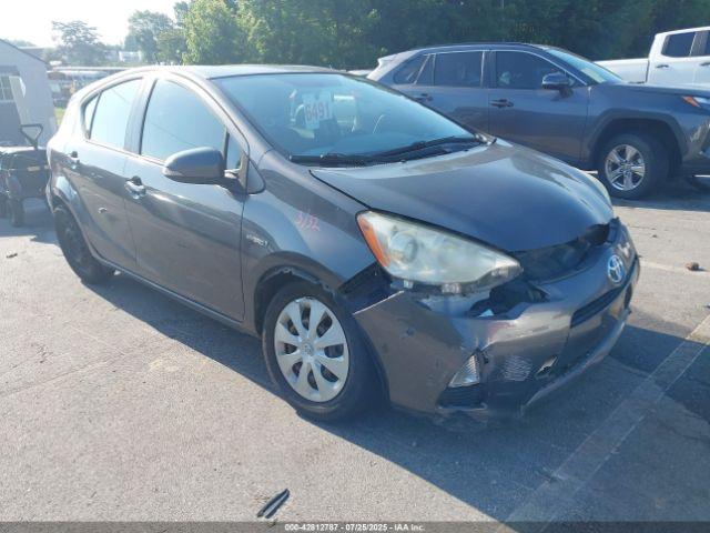  Salvage Toyota Prius c