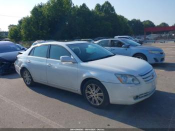 Salvage Toyota Avalon