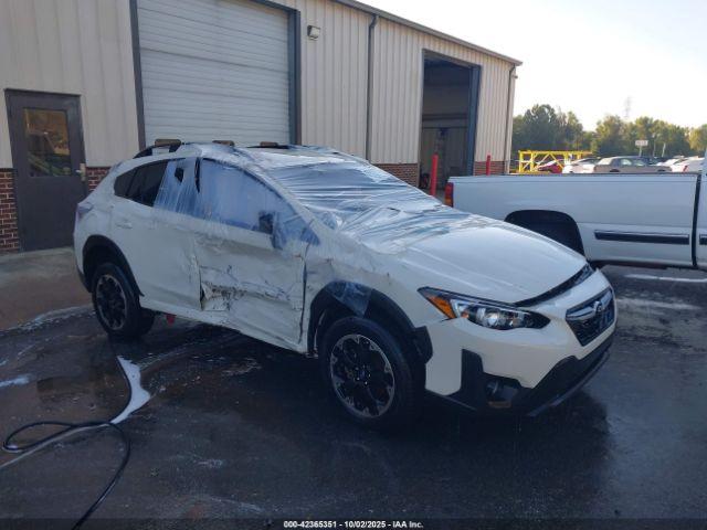  Salvage Subaru Crosstrek