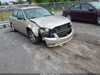  Salvage Nissan Altima