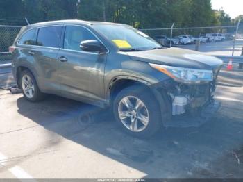  Salvage Toyota Highlander