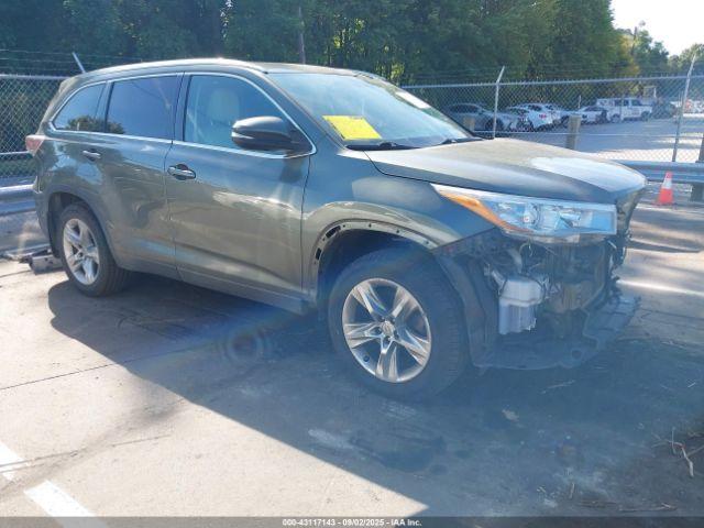  Salvage Toyota Highlander