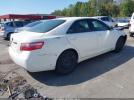 Toyota Camry Le Image 7
