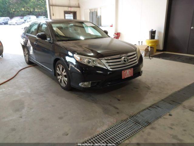  Salvage Toyota Avalon