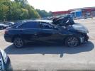 Toyota Camry Se Image 13