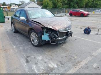  Salvage Chrysler 200