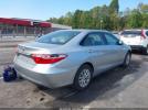 Toyota Camry Le Image 6