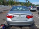 Toyota Camry Le Image 9