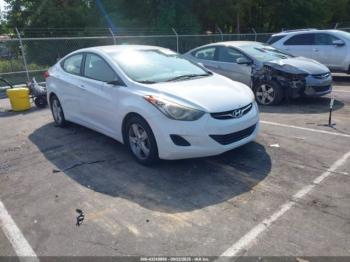  Salvage Hyundai ELANTRA