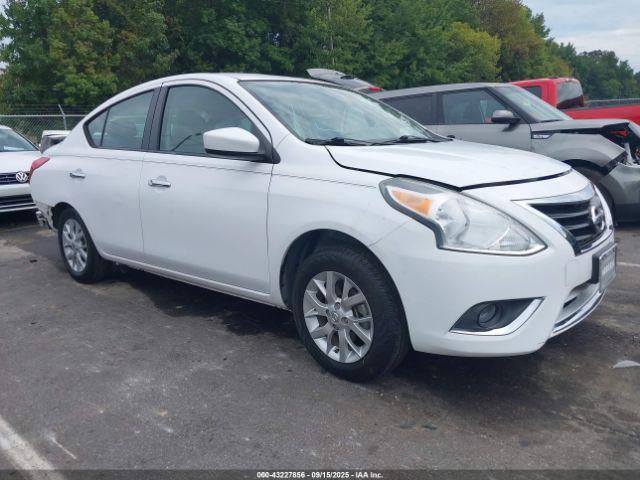  Salvage Nissan Versa