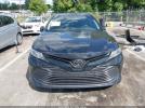 Toyota Camry Le Image 9