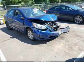  Salvage Hyundai ACCENT