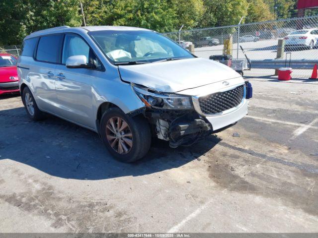  Salvage Kia Sedona