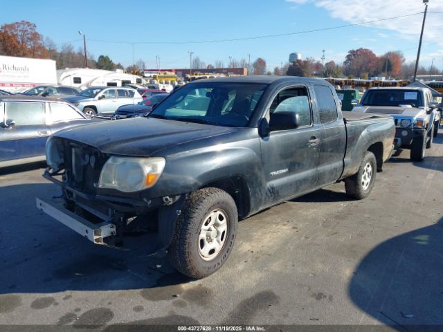 Toyota Tacoma Image 12