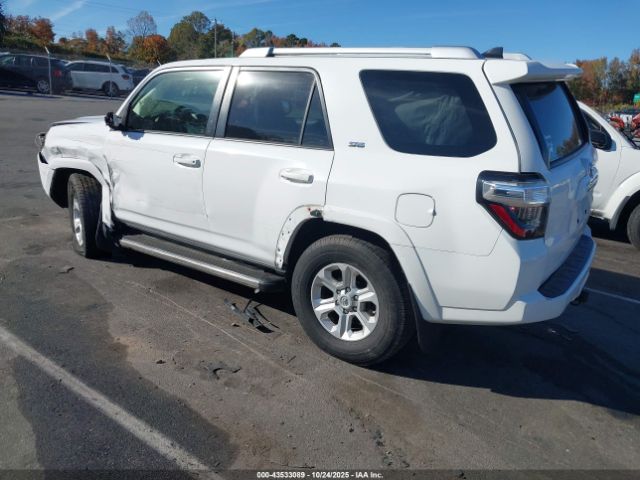 Toyota 4Runner Sr5 Image 8