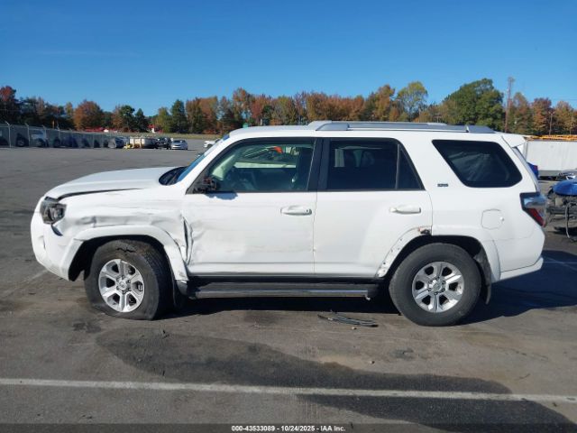 Toyota 4Runner Sr5 Image 6